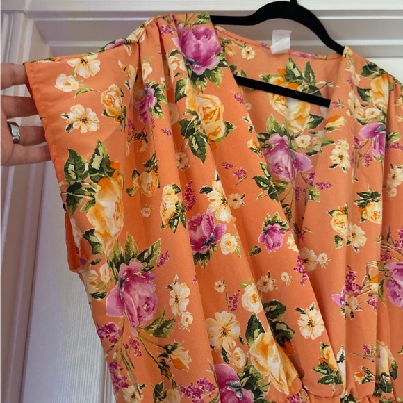 NWOT Dress - Picture 4 of 4